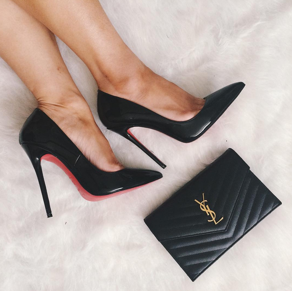 Saint Laurent Monogramme Matelasse Chain Wallet Review + Video