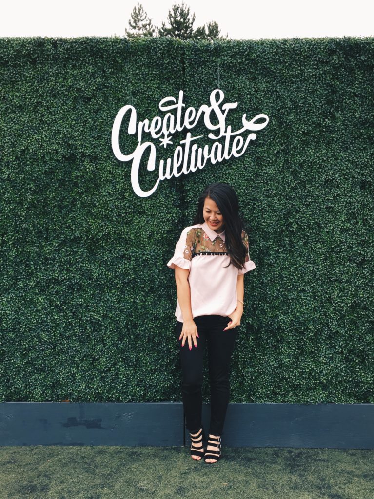 What to wear to blogger conferences