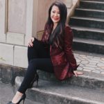 What to wear to work during the holiday season