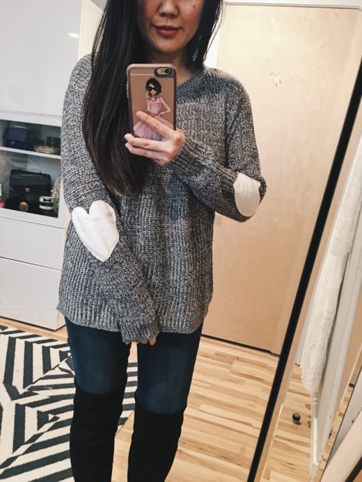 Outfit Ideas: Sweater and over the knee boots