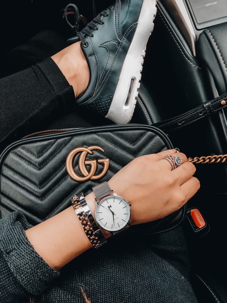 All black Nike Air Max Thea