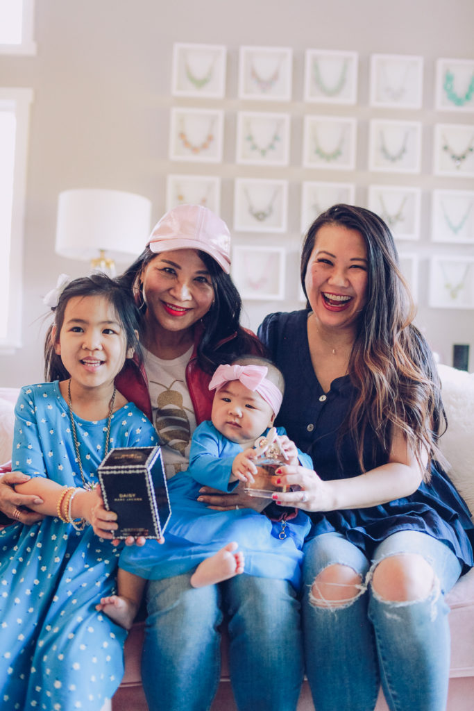 Mothers day gift ideas, gifting perfume for mothers day, fragrance from Sephora, Marc Jacobs daisy perfume, best gift for mothers day, gift ideas for moms, best mom gifts