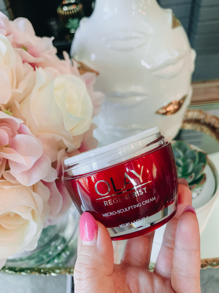 how to choose the right moisturizer for your skin, beauty tips, skincare tips, best moisturizer, beauty reviews, how to find a moisturizer, skincare routine, Olay regenerist