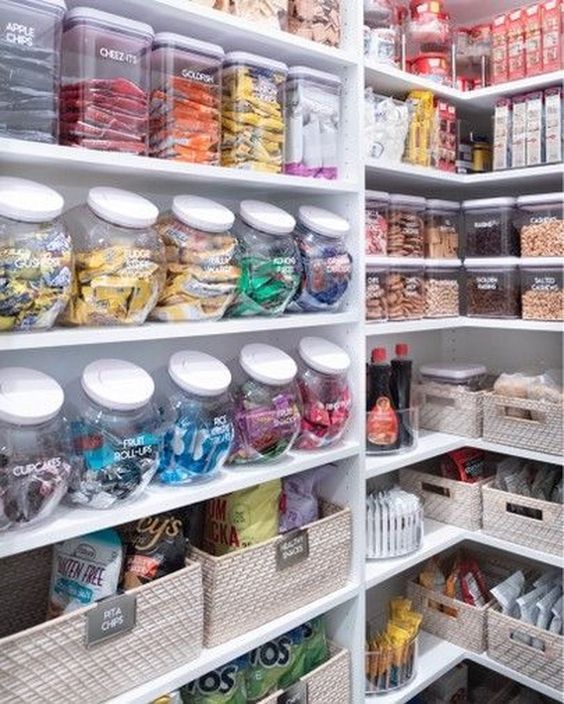 kitchen organization ideas, kitchen organization ideas pantry, kitchen organization ideas fridge, kitchen organization ideas drawers, kitchen organization ideas cabinets, kitchen organization ideas DIY, kitchen organization ideas pots and pans, 5 simple kitchen organization ideas, kitchen organizing tips, how to organize your kitchen, 5 simple ways to organize a small kitchen, small kitchen organization tips