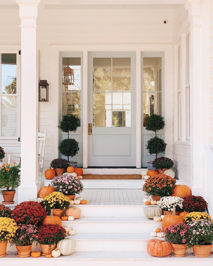 Classic Farmhouse Fall Front Porch Decor Inspiration 