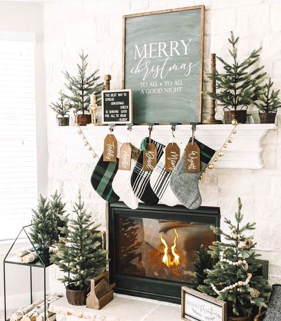 farmhouse holiday mantle ideas