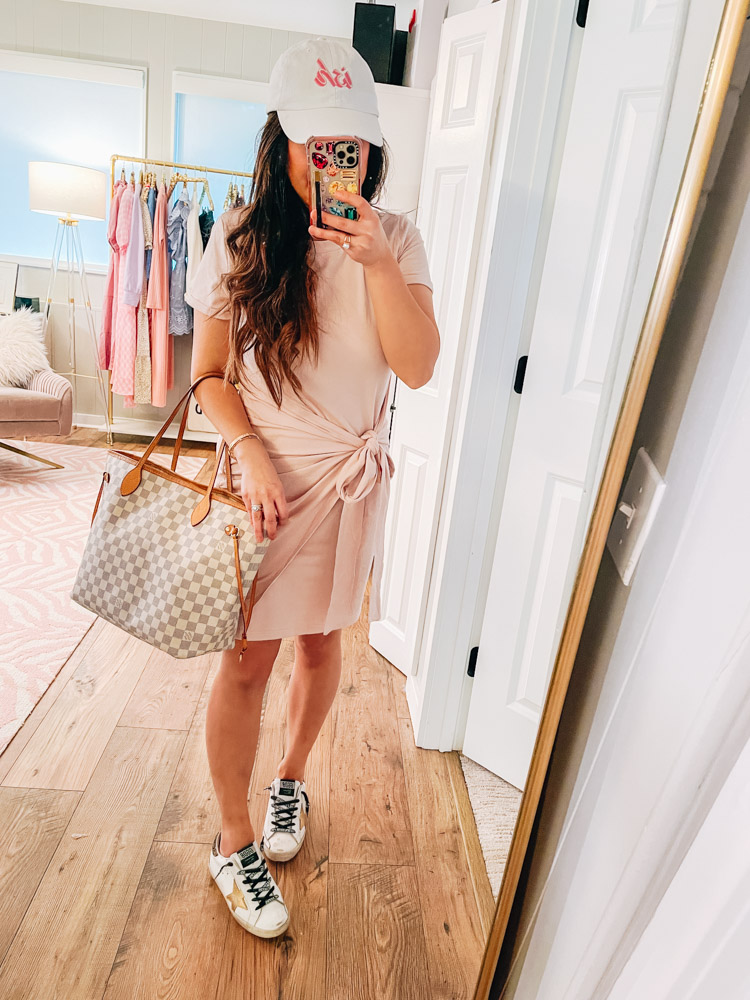 The ultimate dress guide for petite women + the best places to shop!