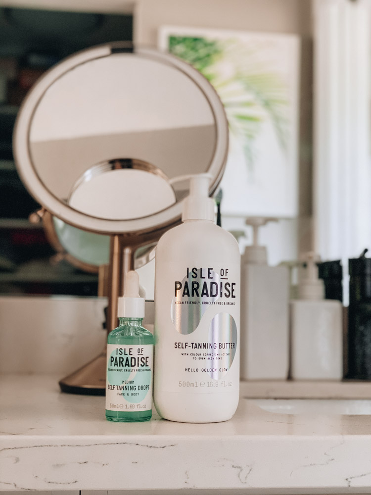 magnifying lighted makeup mirror