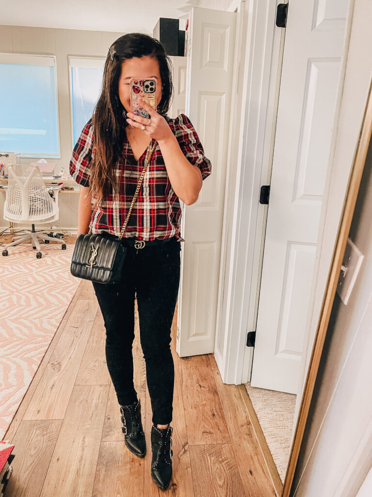 plaid top and skinny jeans