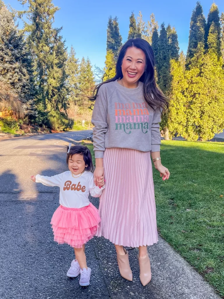 Shoes to Wear with Skirts for a Casual Look