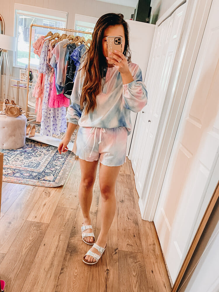 matching set and white sandals outfit