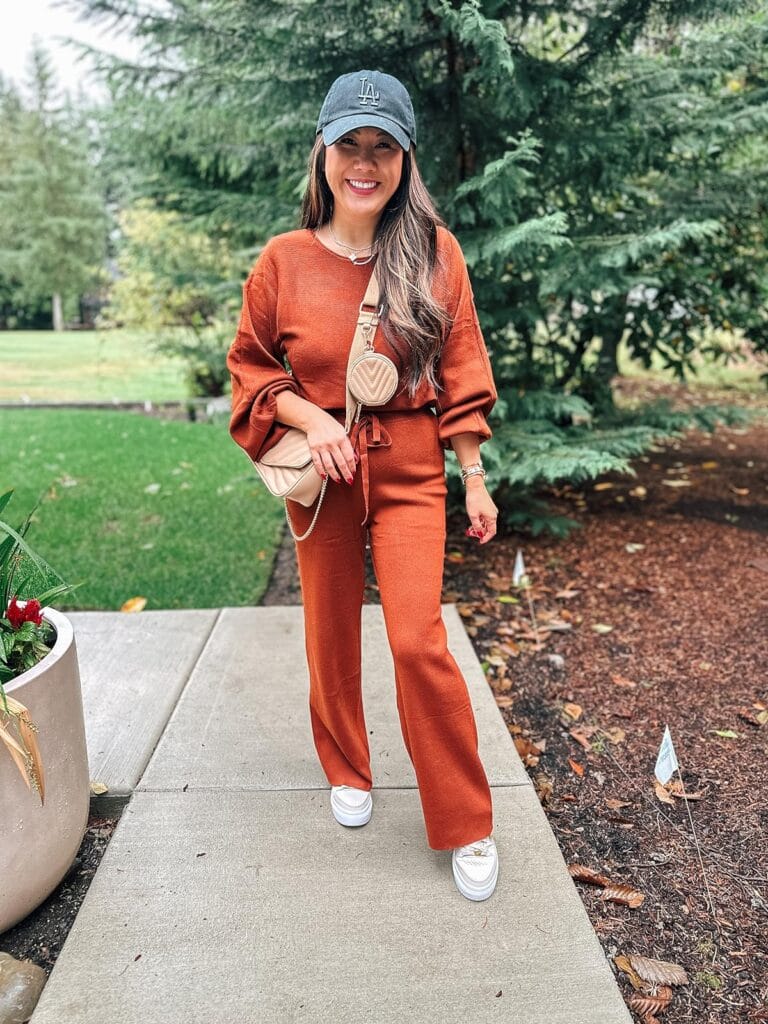 cute lounge set for moms