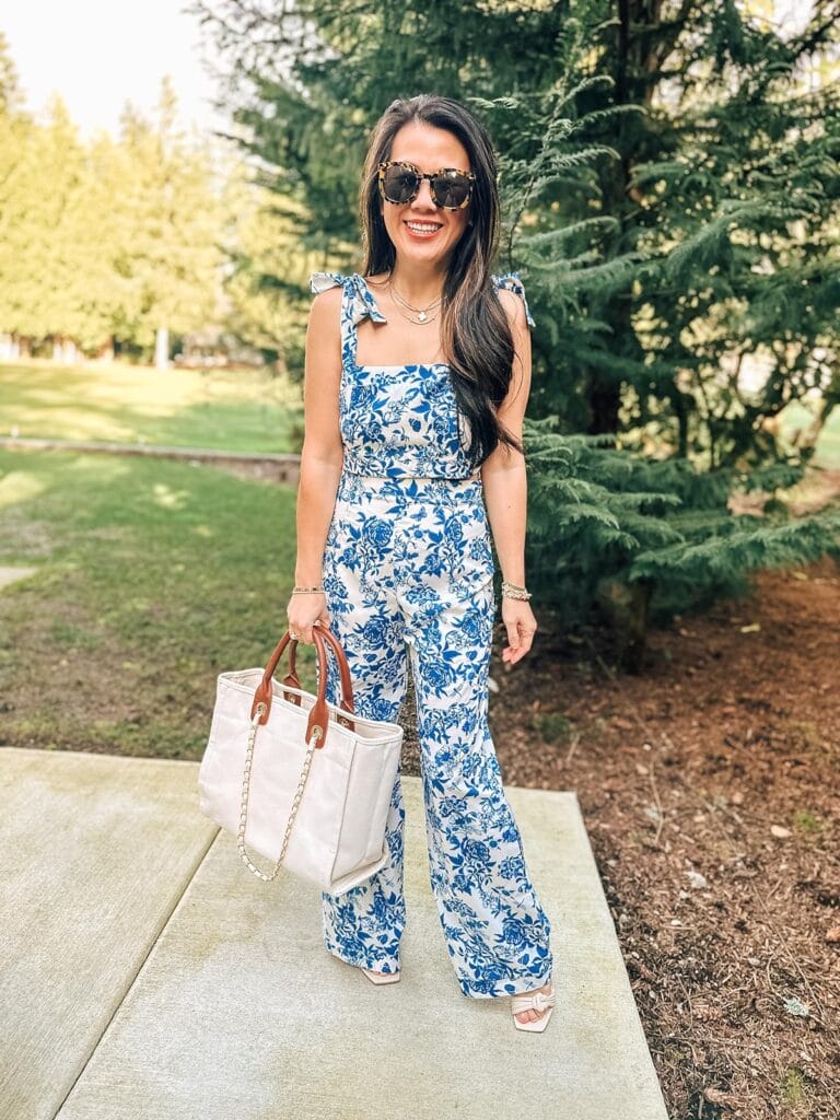 Stylish Spring Outfits for Women Over 40